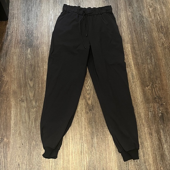 Lululemon Black Stretch High-Rise Jogger Full Length Size 6 W5CV4S - Picture 2 of 6